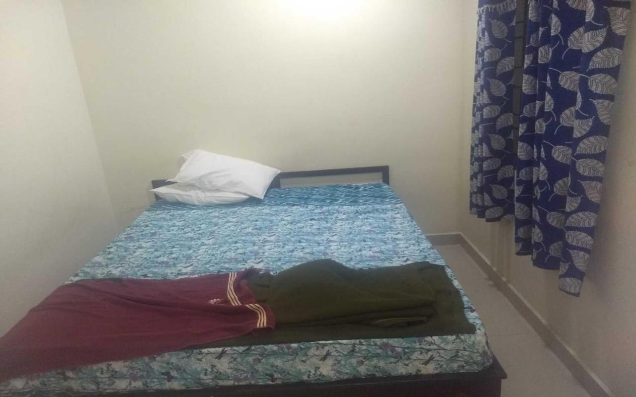Hotel Megha Resort Hampi Exteriör bild